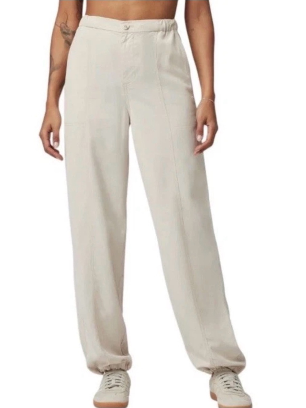 Vuori Sz XL Women’s Milkweed Cream Coastline Tie Ankle Pants $139 Brand New